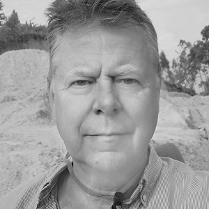 Simon Rollason has over 30 years of international exploration and mining experience.